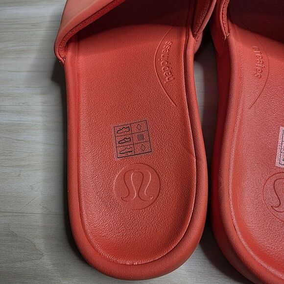 Lululemon Restfeel Slide Red Solid Casual Slides Gym Women's Size 9 - Picture 9 of 14